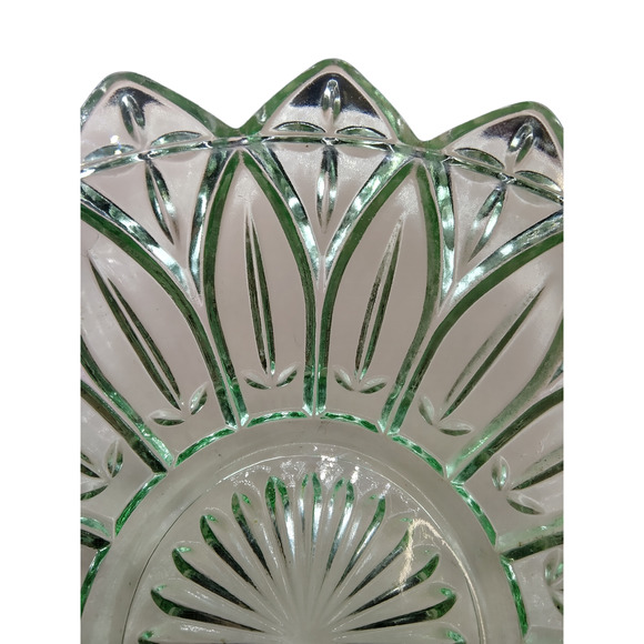 Vintage Federal Glass Bowl Green Iridescent Petal Design - Picture 3 of 6